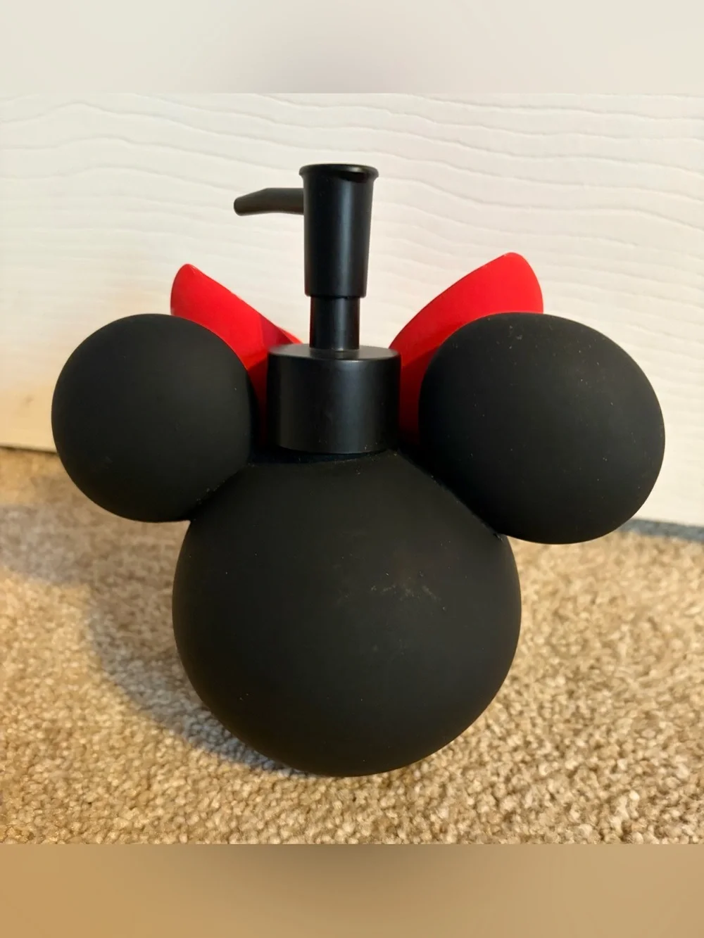 Disney Minnie Mouse Soap Dispenser Pump New